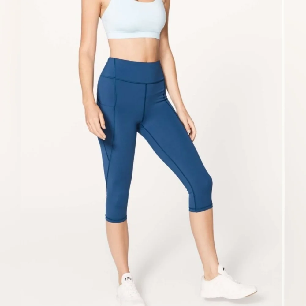 Lululemon Break Free Crop 17” (Nulux) In Night Tide Size 4
